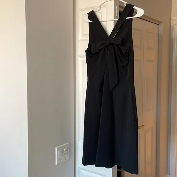 *NWT* Banana Republic Black Bow Back Dress - Picture 6 of 6